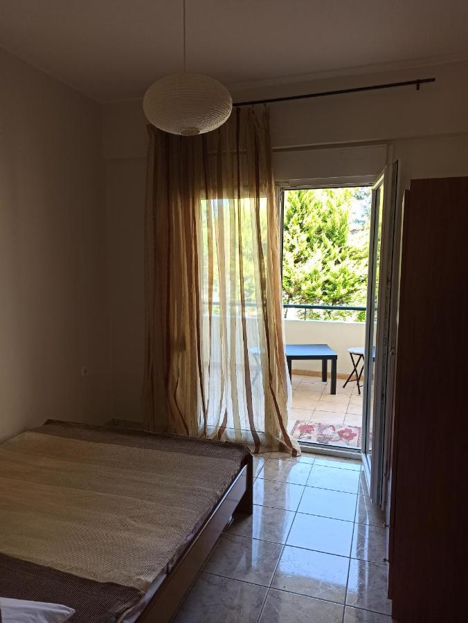 1 Bedroom Apartment In Nea Kallikrateia Extérieur photo